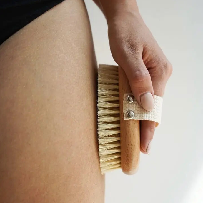 Oumeya-Brosse exfoliante